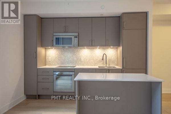 706 - 88 Cumberland St, Toronto (Annex), ON 5