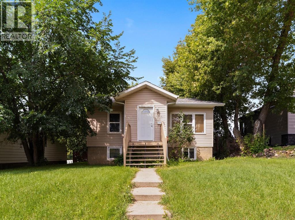 4828 52A STREET, CAMROSE, AB T4V 1W4 - Image 3088781877.jpeg?d=l