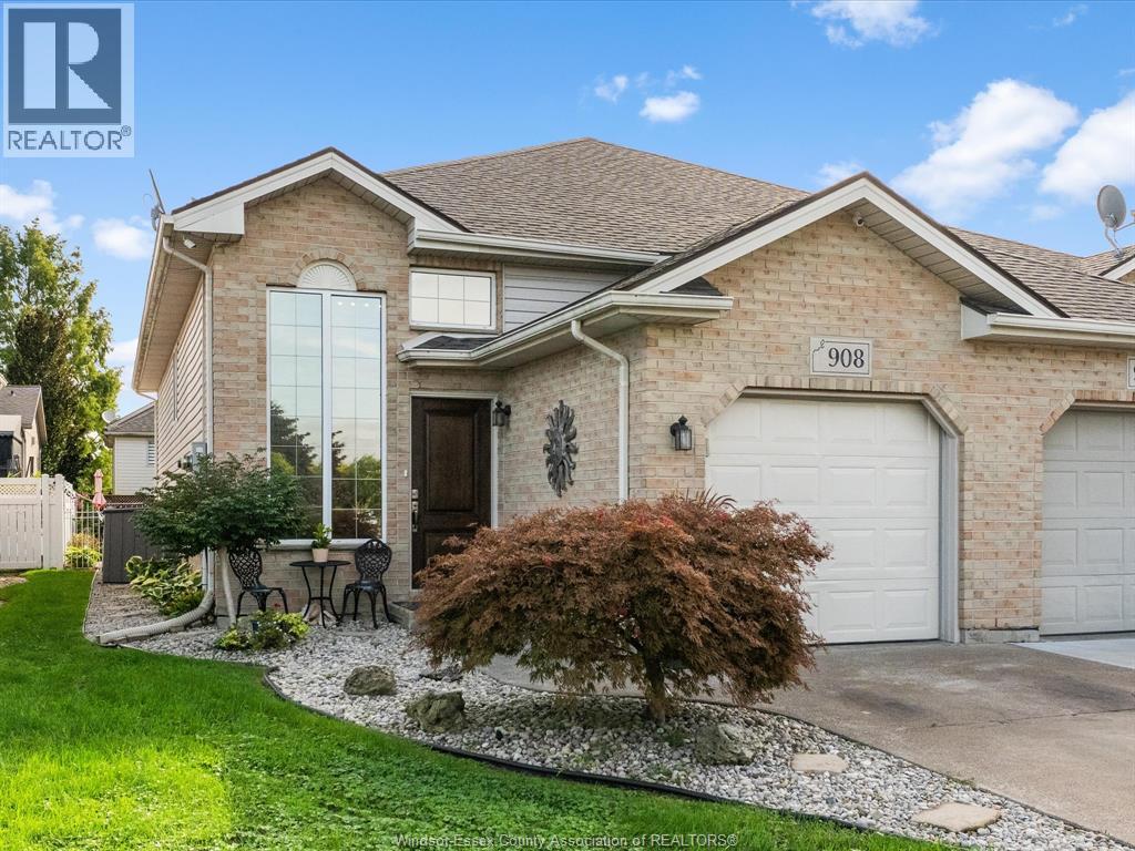 908 MICHAEL DRIVE, TECUMSEH, ON N8N 5A4 - Image 1631109293.jpeg?d=l