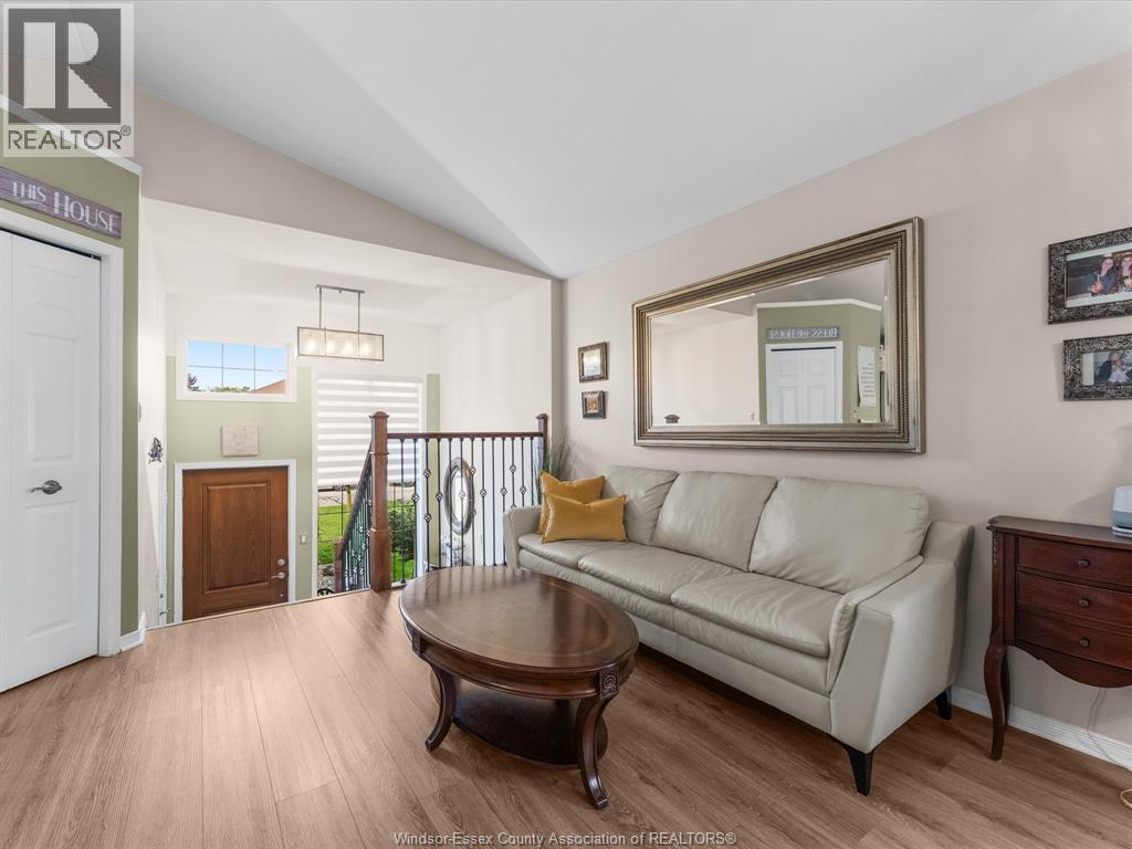 908 MICHAEL DRIVE