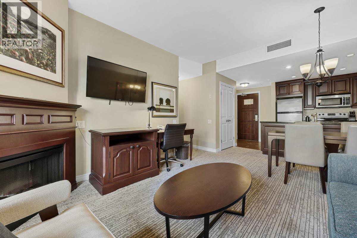 3250 VILLAGE Way Unit# 1210C