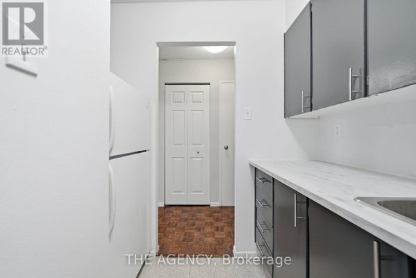 2204A - 2350 Dundas St W, Toronto (High Park North), ON 3