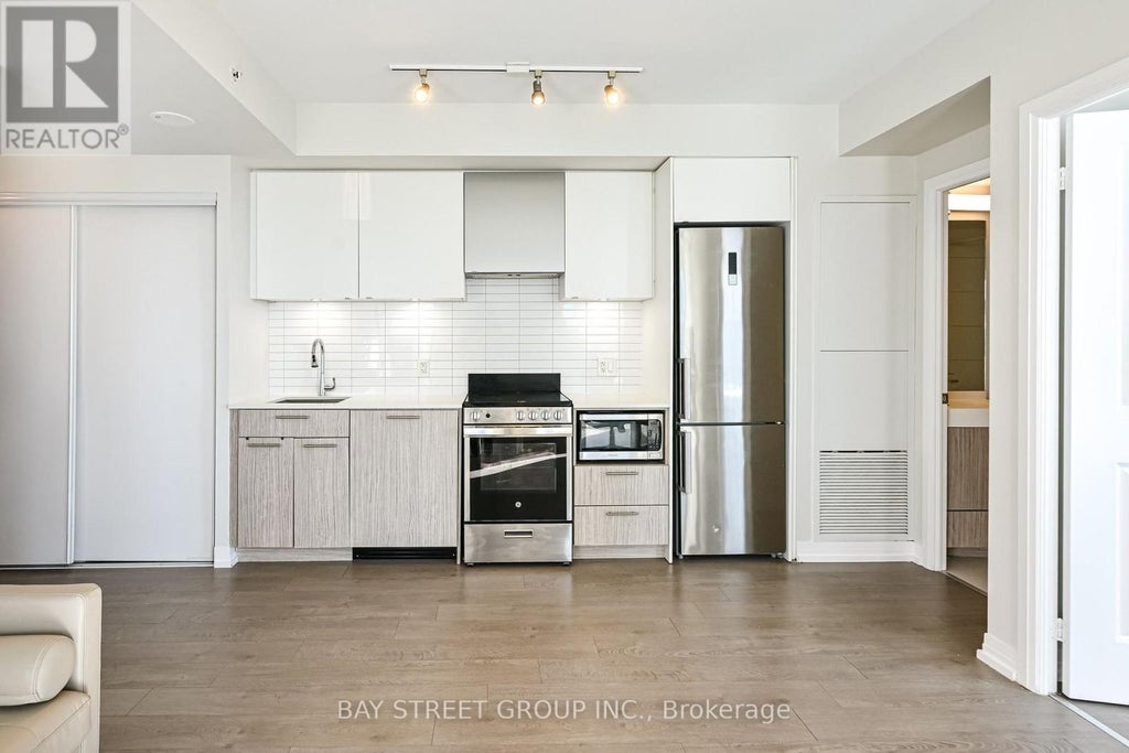 4703 - 251 JARVIS STREET, TORONTO (MOSS PARK), ON M5B 0C3 - Image 1216636995.jpeg?d=l