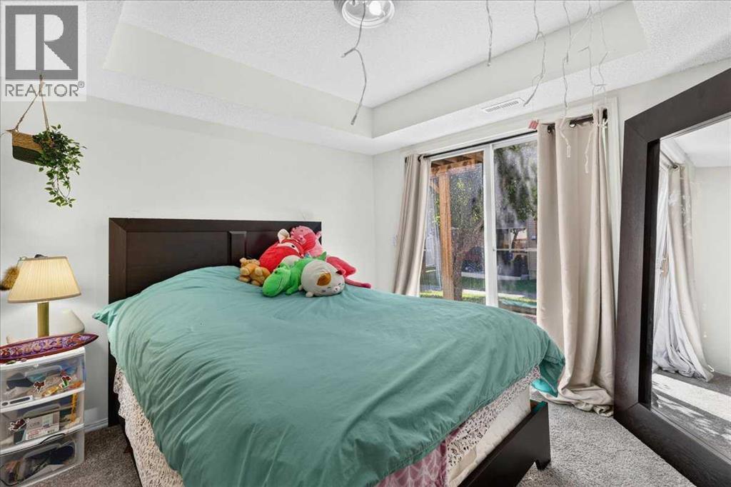 137 Bridlewood Lane SW