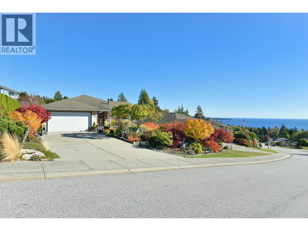 6252 BAILLIE ROAD, SECHELT, BC V7Z 0R5 - Image 4291129509.jpeg?d=l
