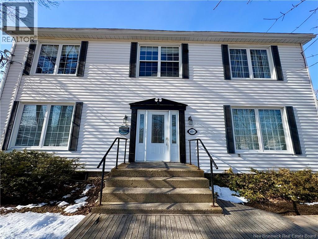 404 Main Street - Photo 3