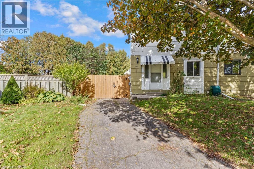 1482 WILDREN Place