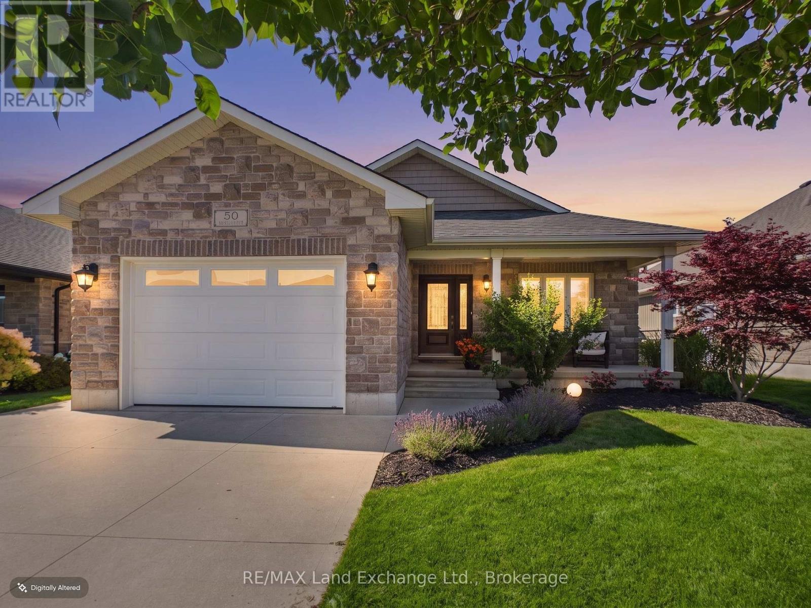 50 LAKEFIELD DRIVE