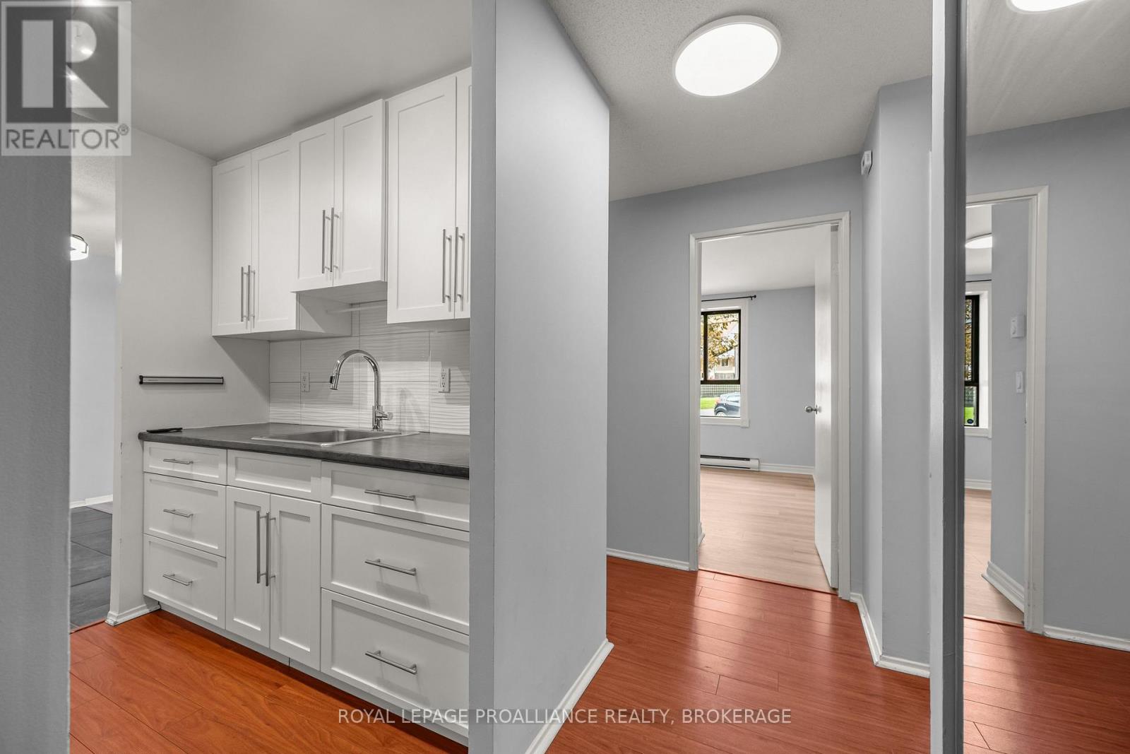 112 - 17 ELDON HALL PLACE