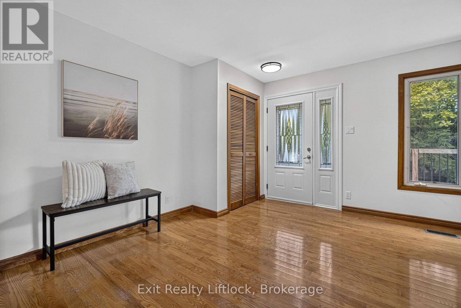 3 BASSWOOD STREET - Photo 4