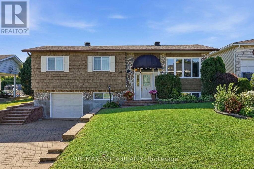 583 THERIAULT STREET, HAWKESBURY, ON K6A 1Z5 - Image 2852675816.jpeg?d=l