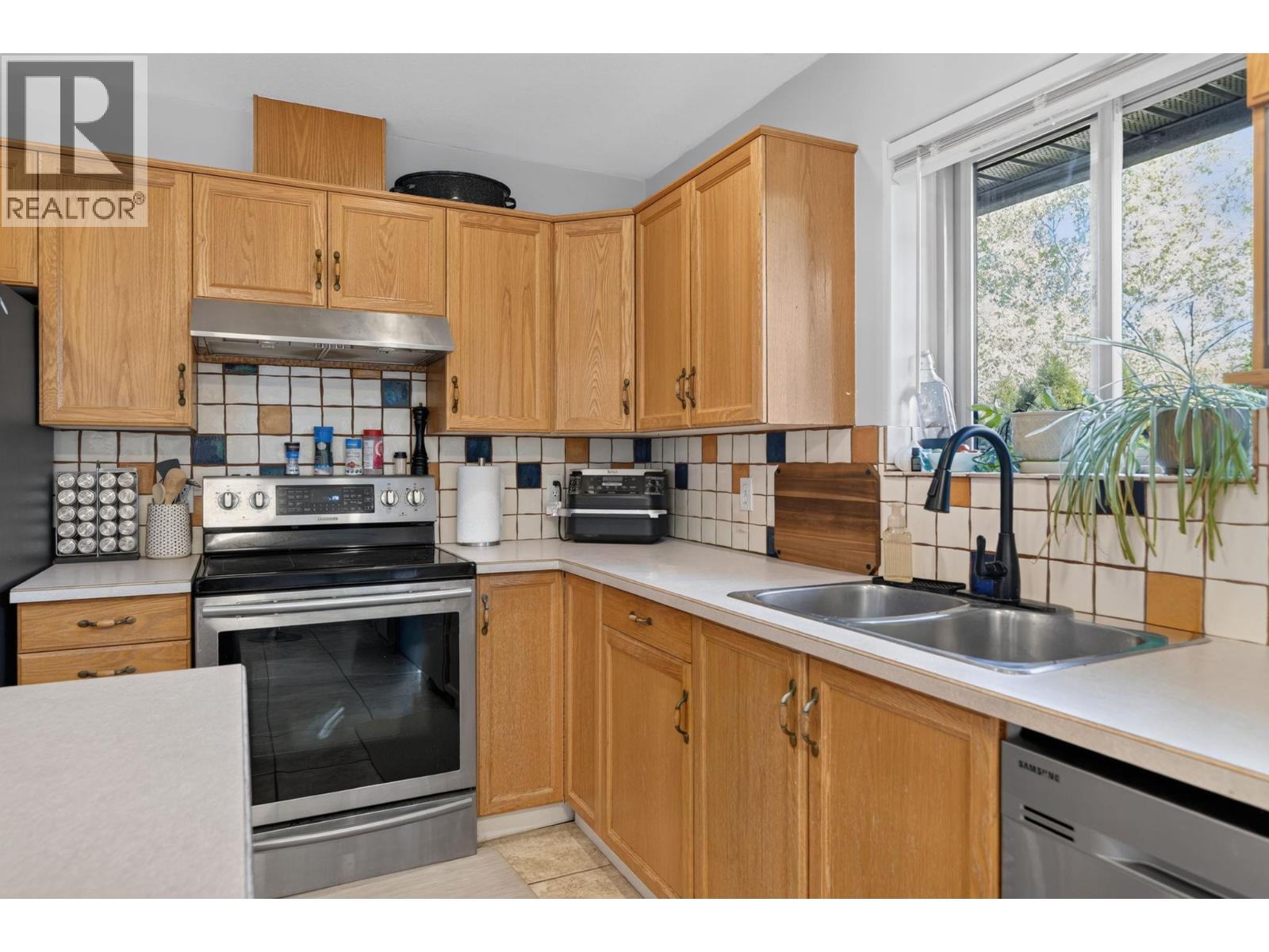 1759 Spruceglen Drive