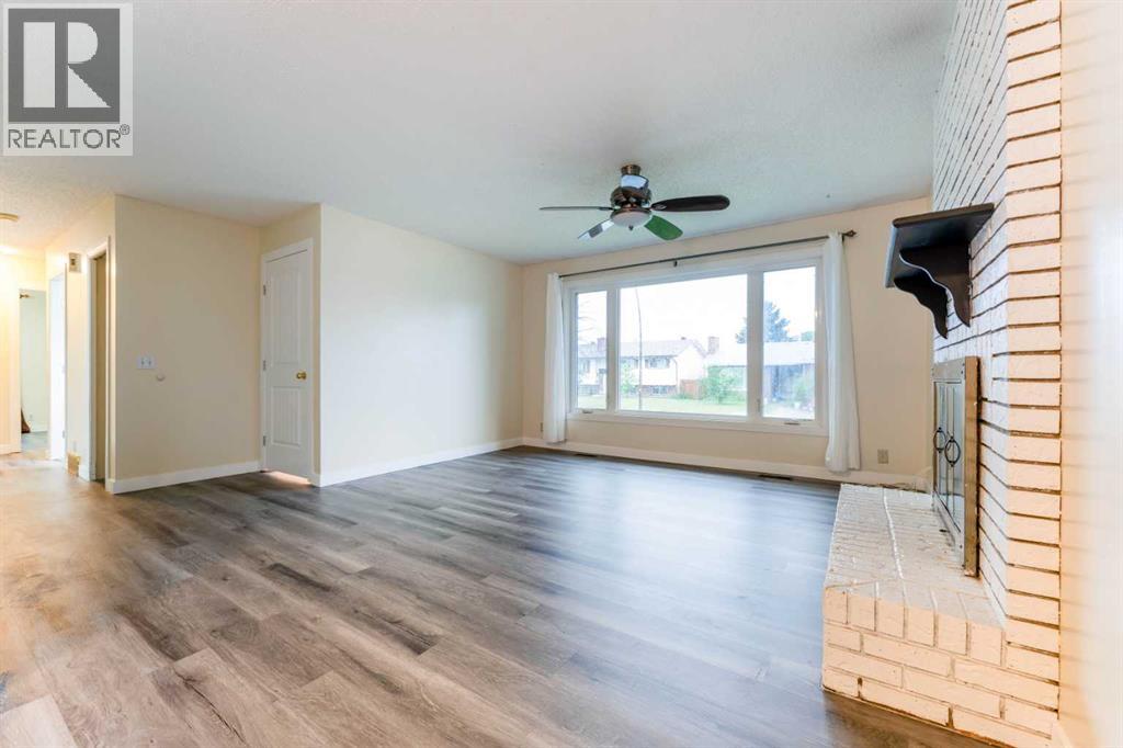 44 Whiteridge Place NE