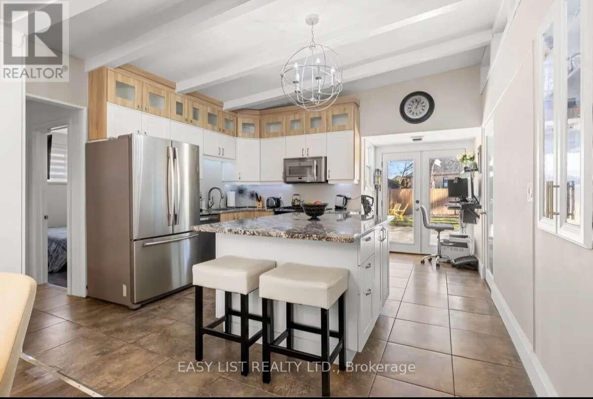 112 CLOVELLY ROAD