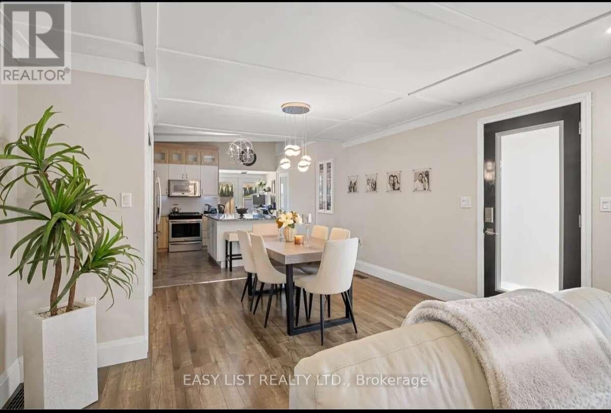 112 CLOVELLY ROAD