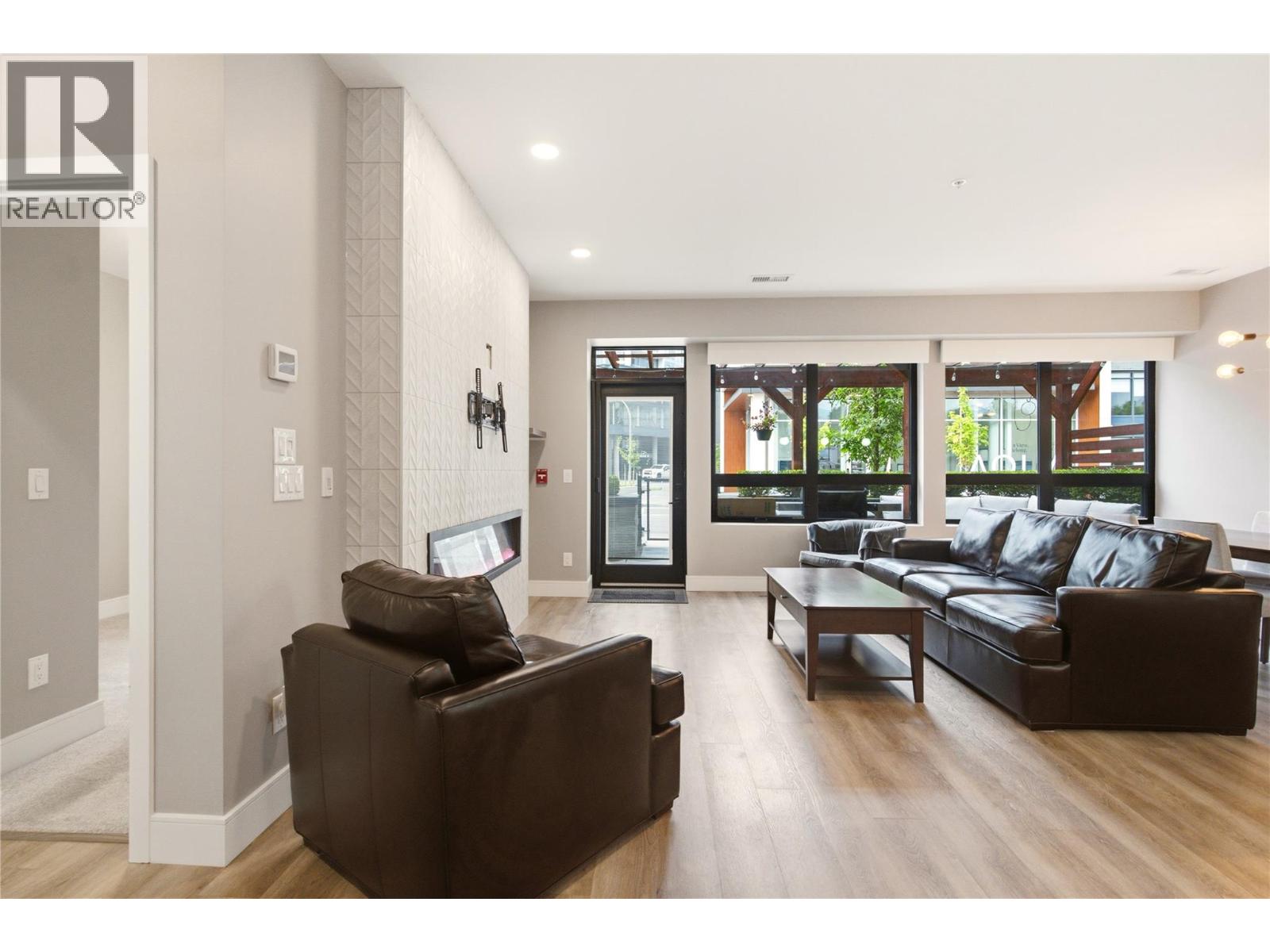 529 Truswell Road Unit# 103
