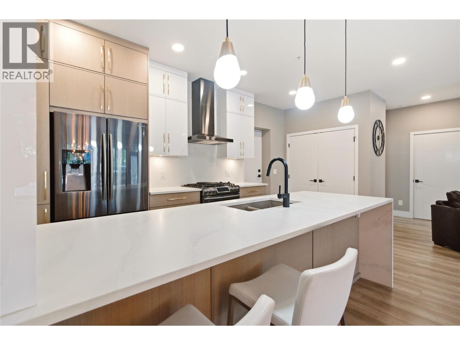 529 Truswell Road Unit# 103