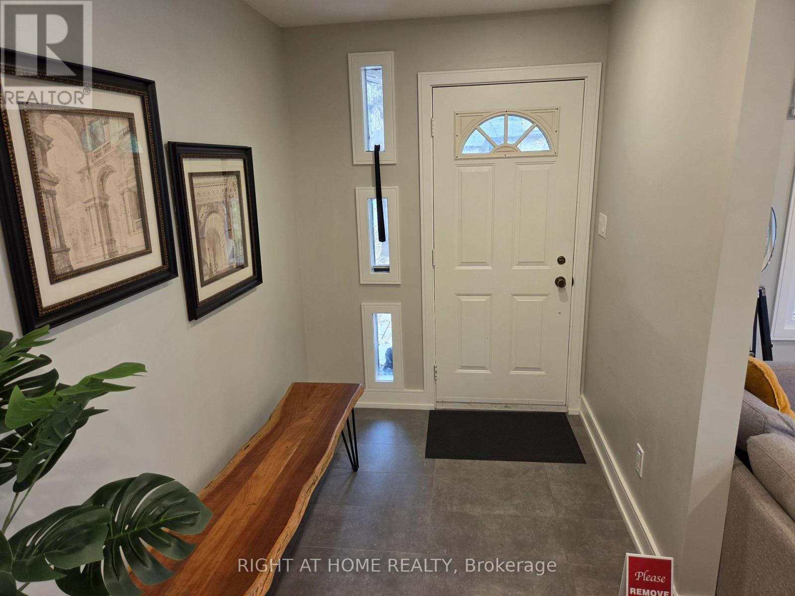 53 POPLAR CRESCENT