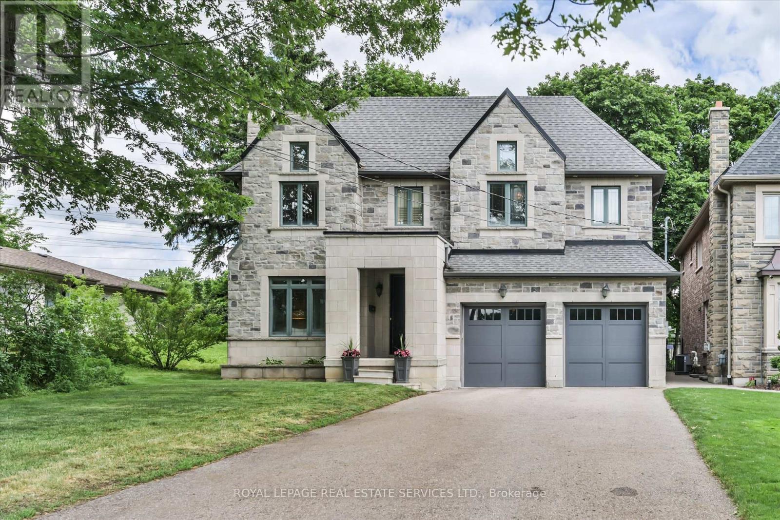 439 MARTIN GROVE ROAD