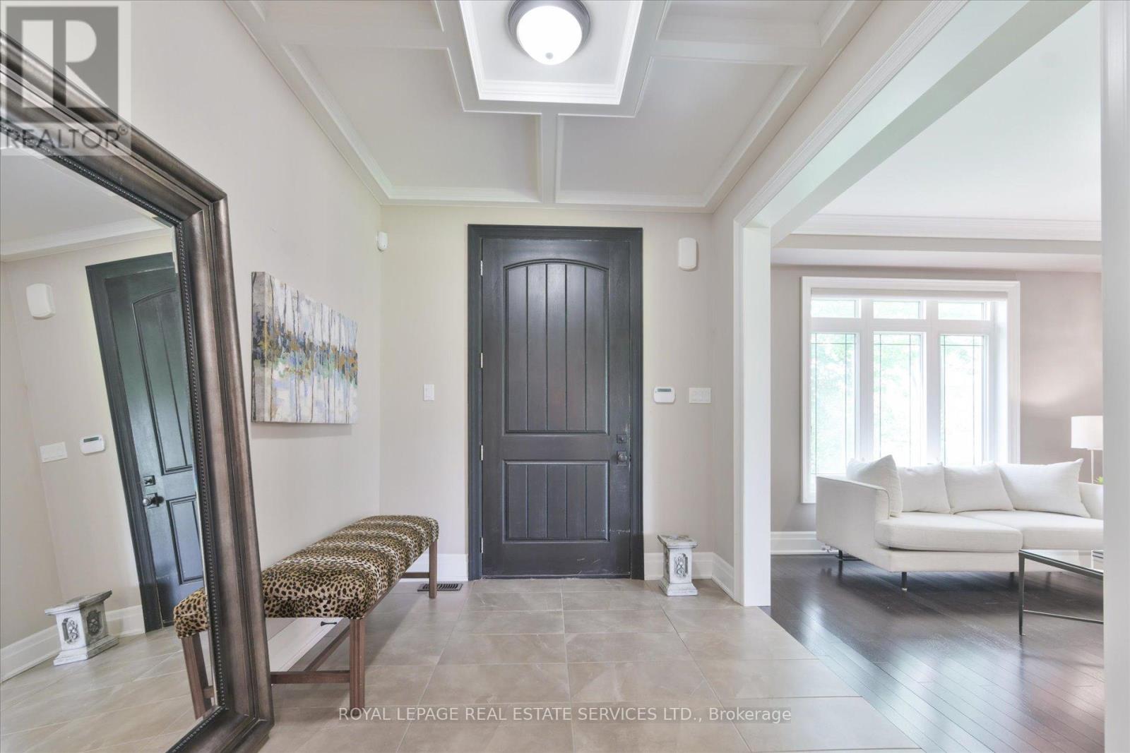 439 MARTIN GROVE ROAD