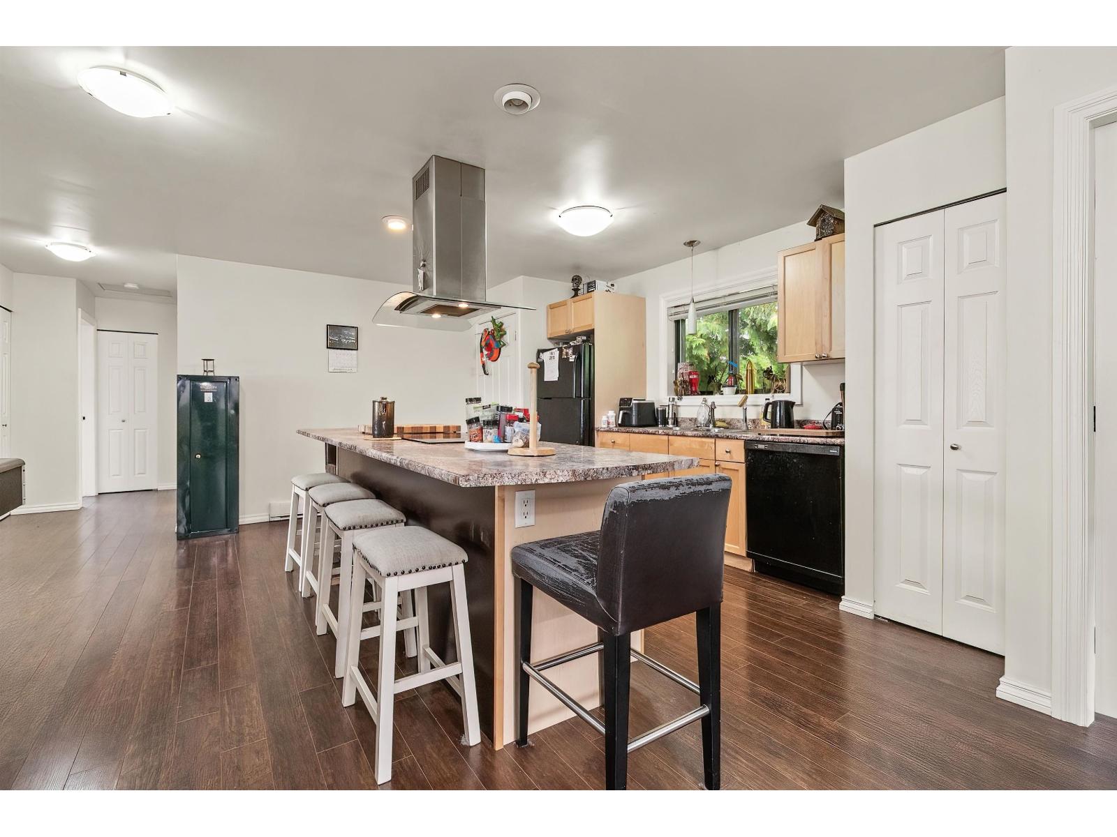 8792 BELLEVUE DRIVE, Chilliwack Proper West