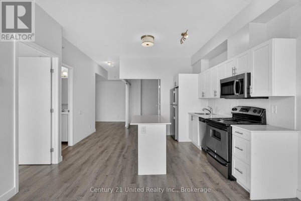 422 - 100 Bond St E, Oshawa (O'Neill), ON 4