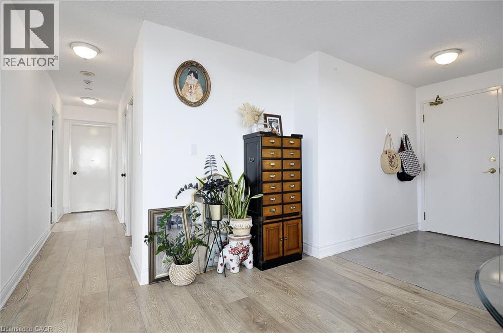 145 HILLCREST Avenue Unit# 1003