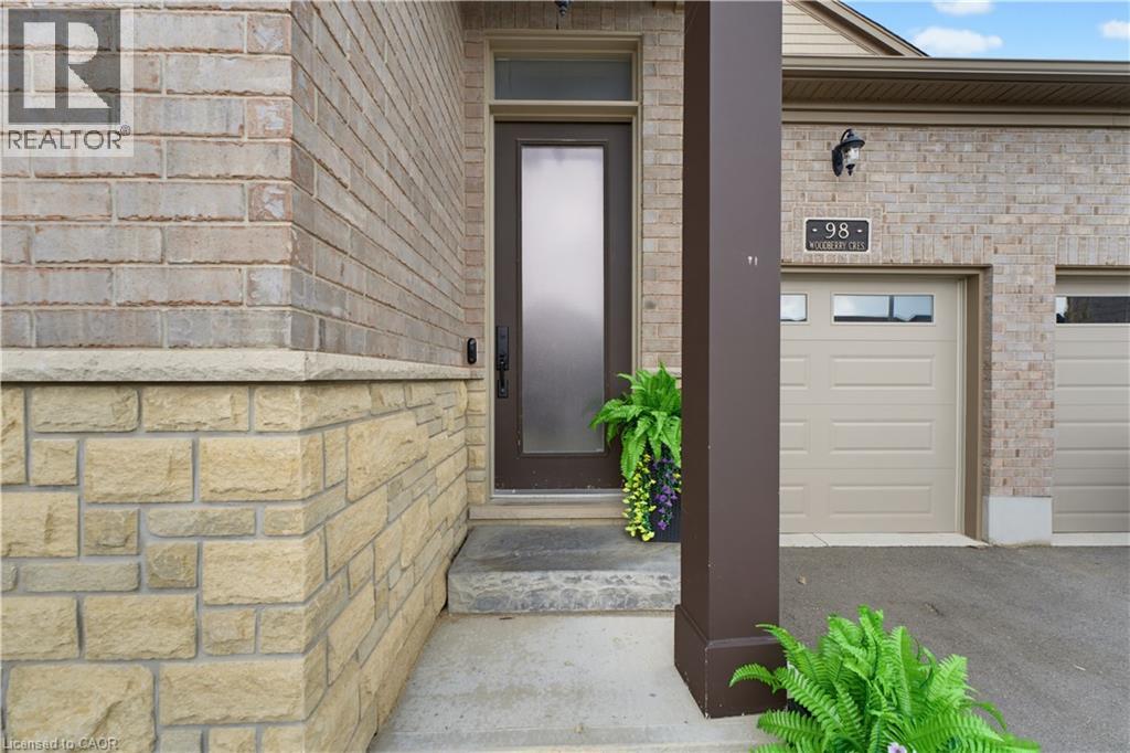 98 WOODBERRY Crescent