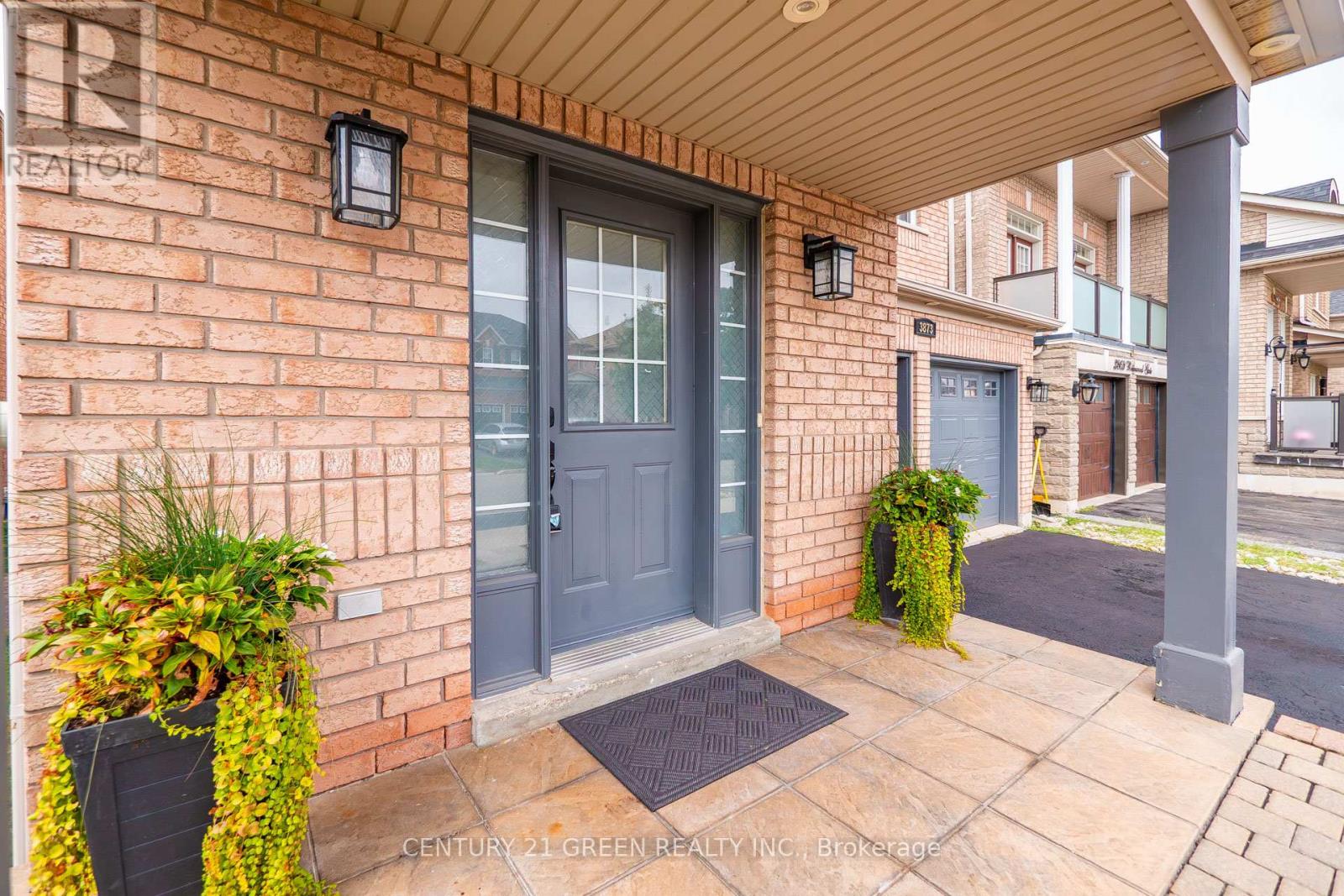 3873 BRINWOOD GATE