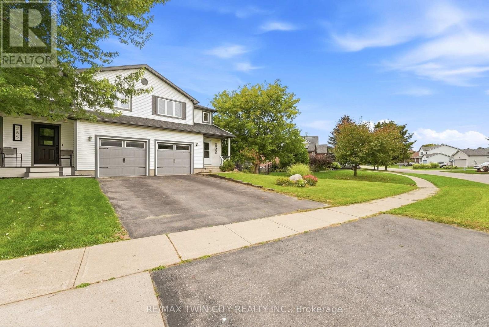 283 FENNEL STREET