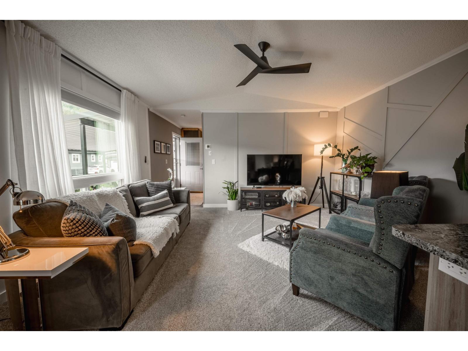 43 59060 LOUGHEED HIGHWAY, Agassiz