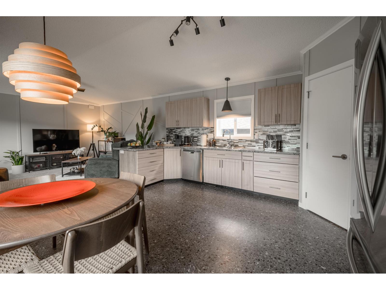 43 59060 LOUGHEED HIGHWAY, Agassiz