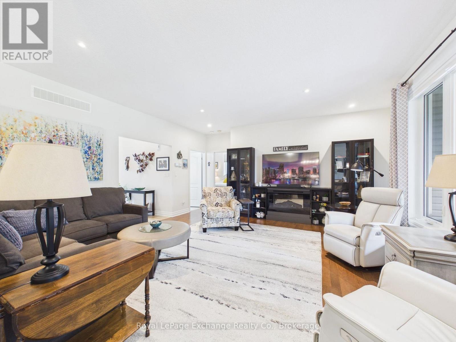 206 GREGOR DRIVE