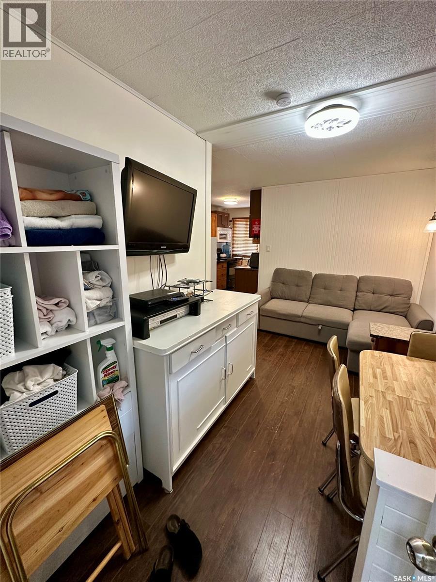 1507 Dove