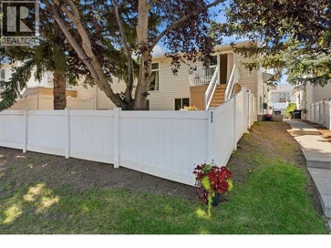 237 Sabrina Way SW Calgary AB T2W 4J4
