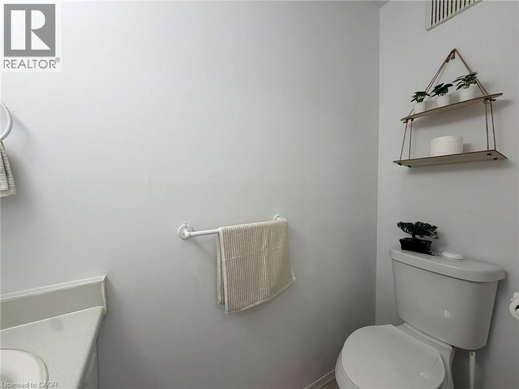 195 FERGUSON Drive Unit# 6