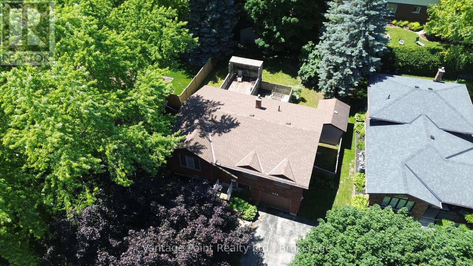 154 15TH AVE CLOSE