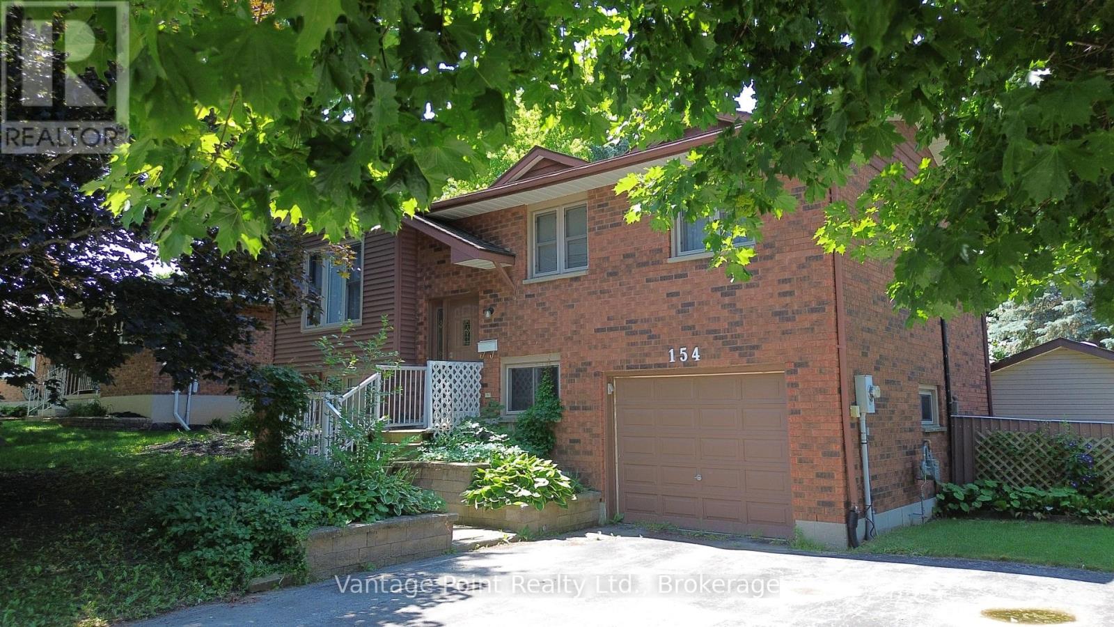 154 15TH AVE CLOSE