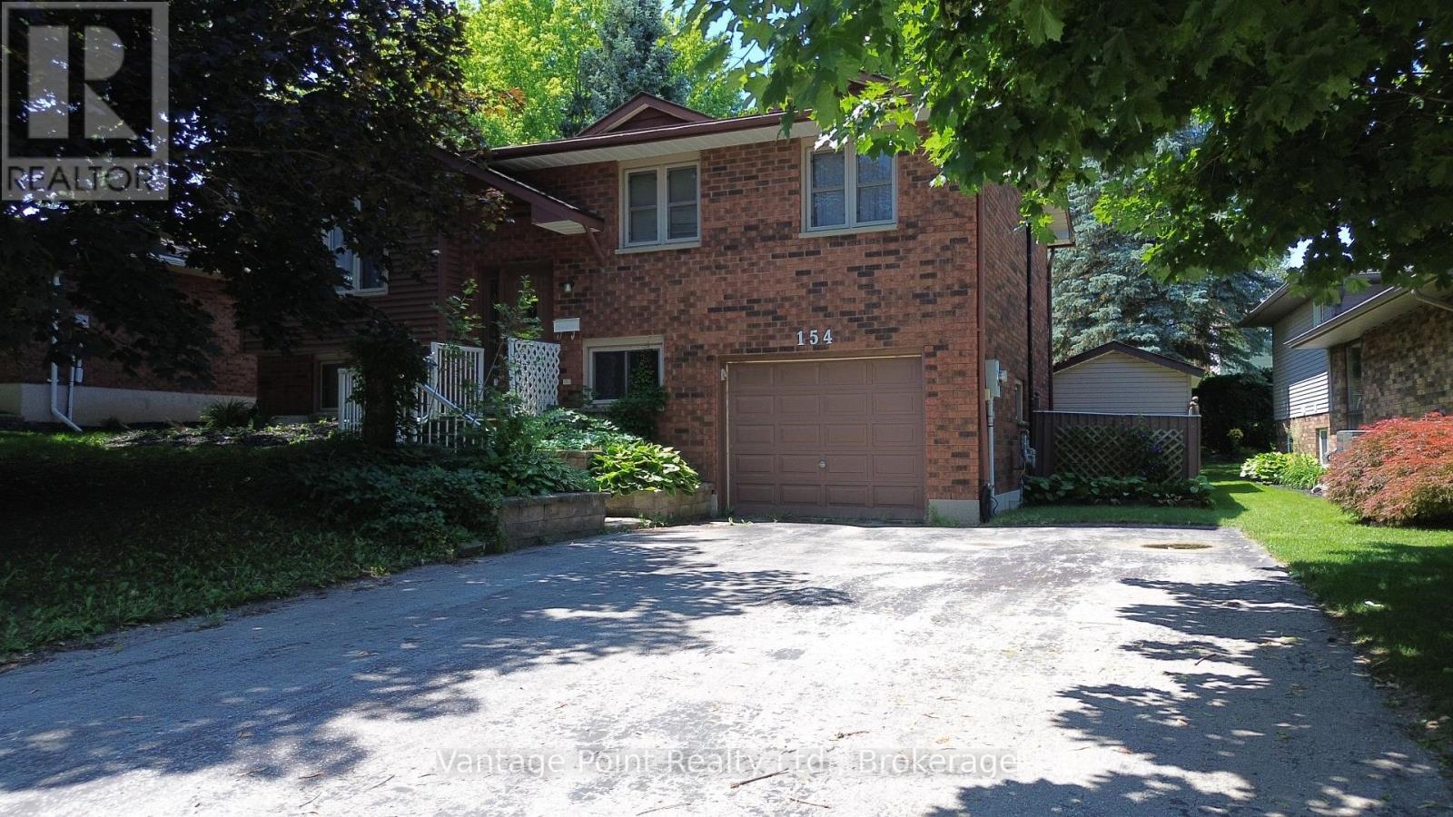 154 15TH AVE CLOSE