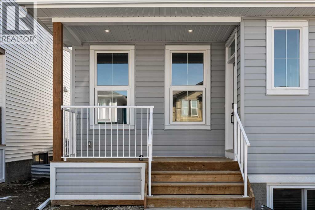 1133 Chinook Gate Bay SW