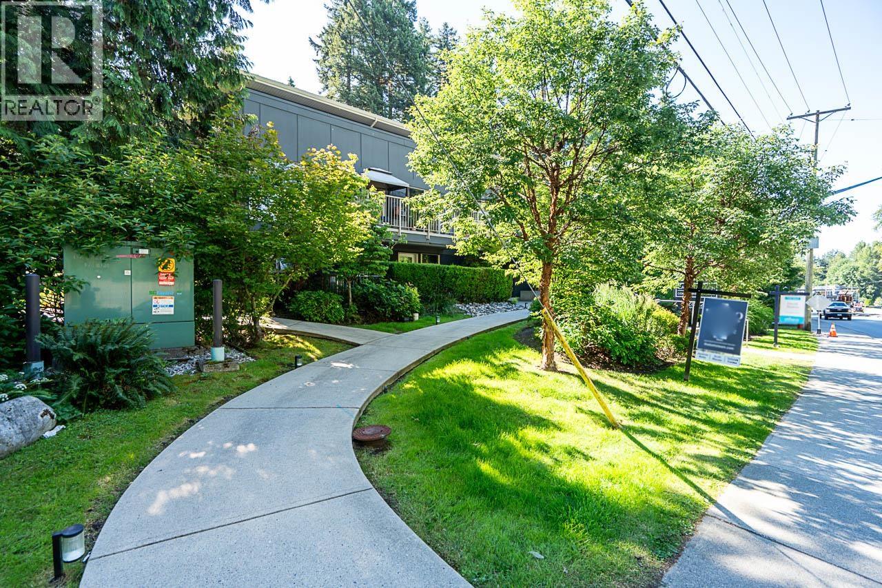 206 2832 CAPILANO ROAD