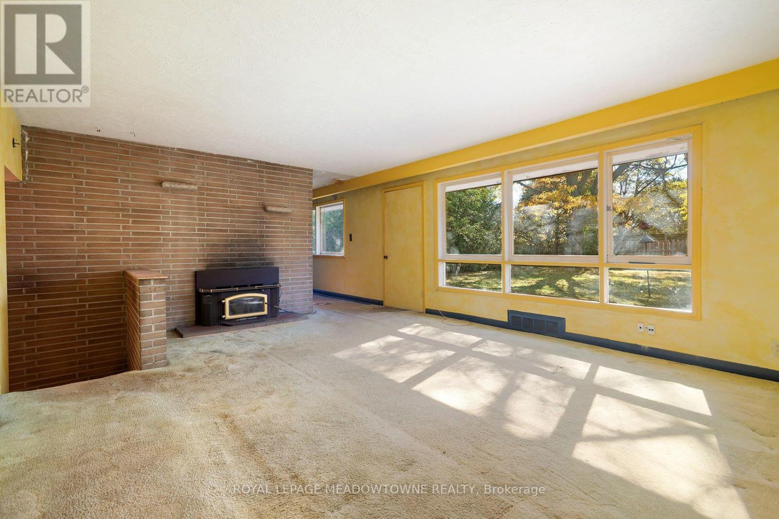 112 VISTA BOULEVARD