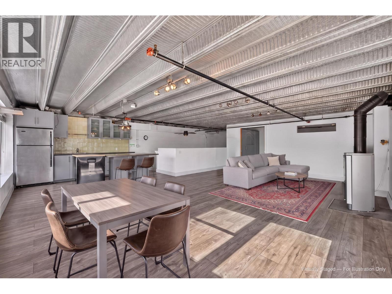 530 VERNON DRIVE