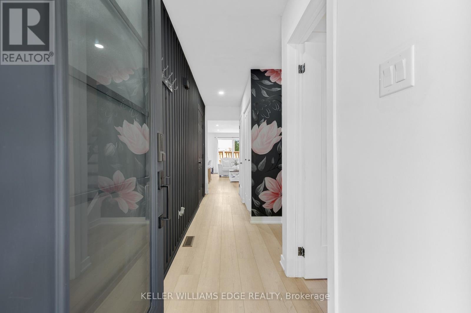 5275 BANTING COURT