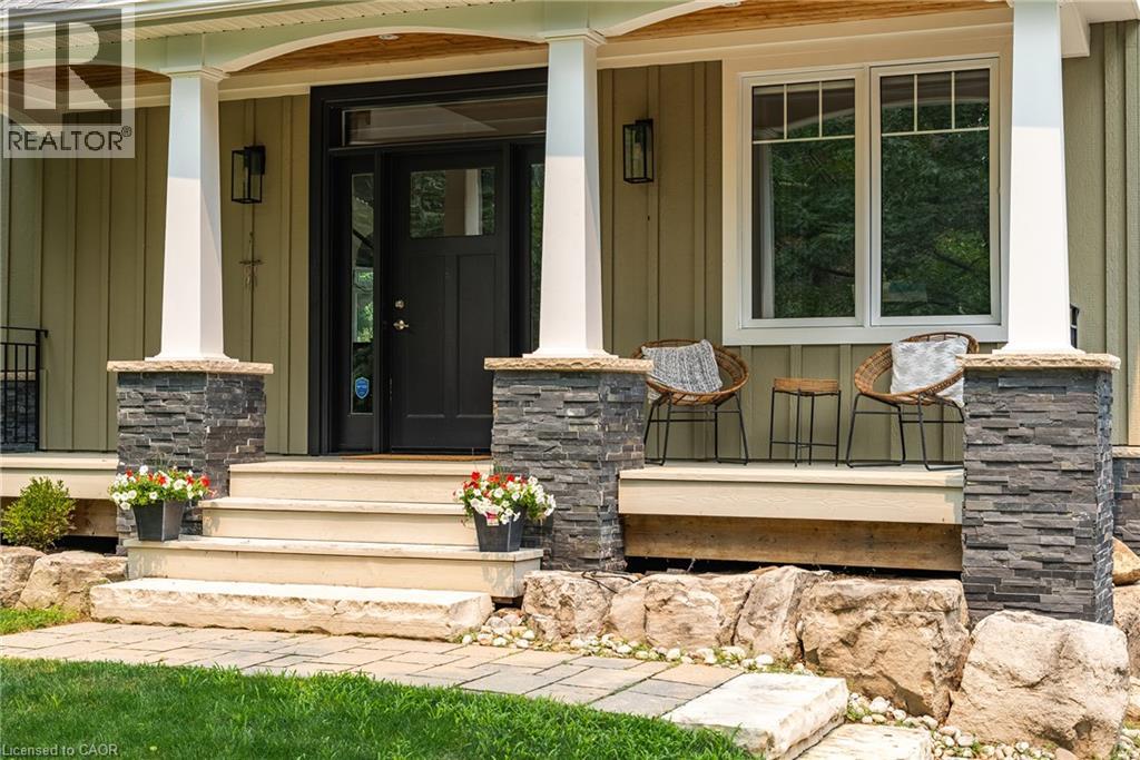 407 MAPLE GROVE Drive