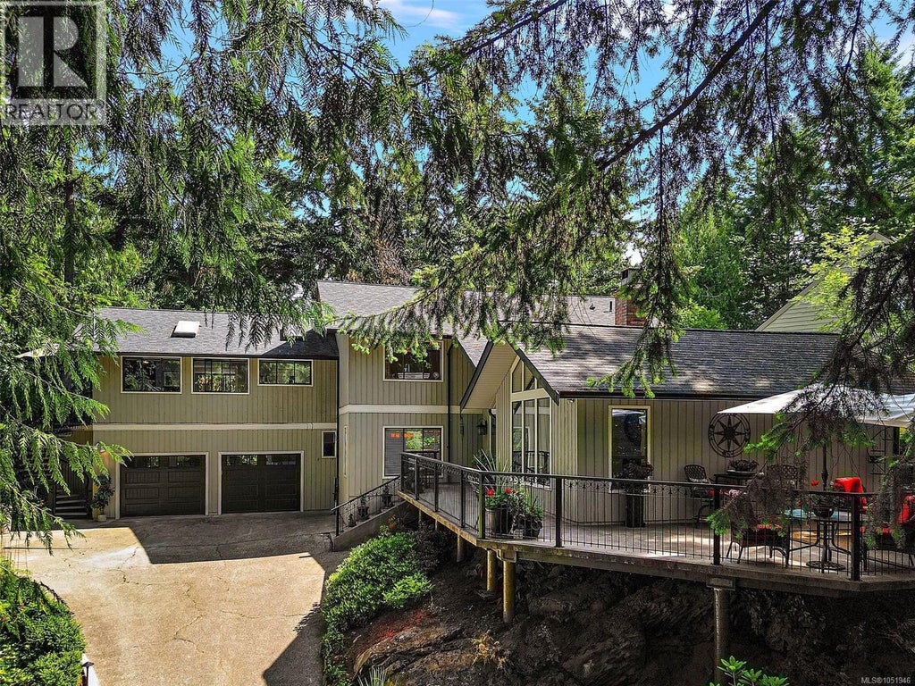 10936 BOAS RD, NORTH SAANICH, BC V8L 5J1 - Image 2438388001.jpeg?d=l