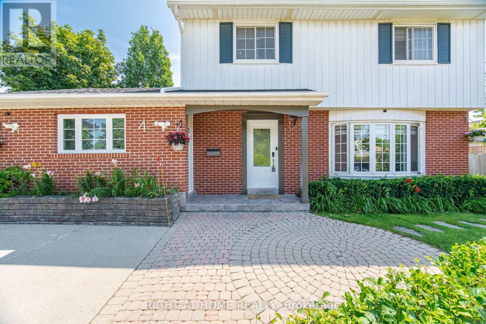 4 ROSEFIELD DRIVE