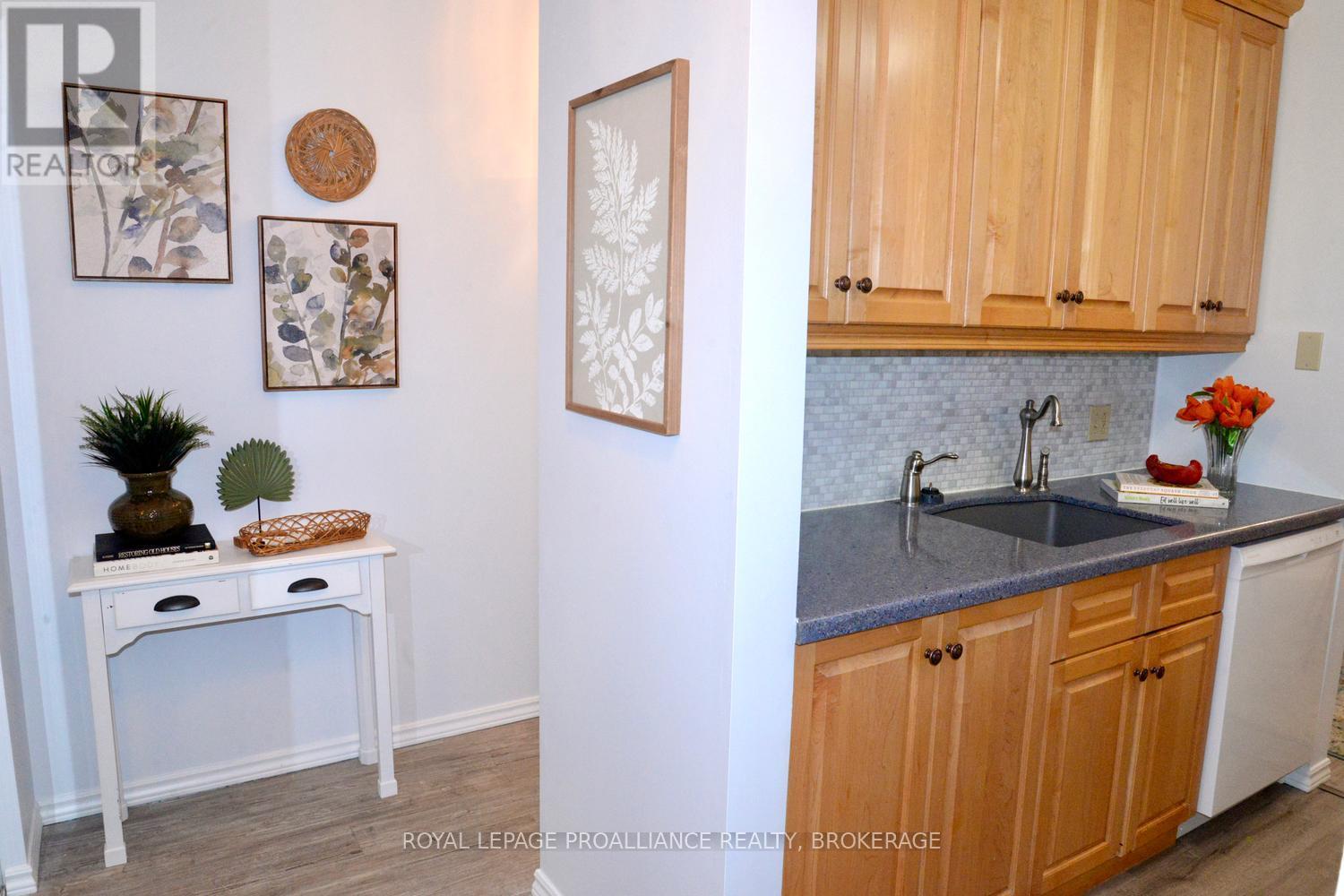 205 - 540 TALBOT PLACE