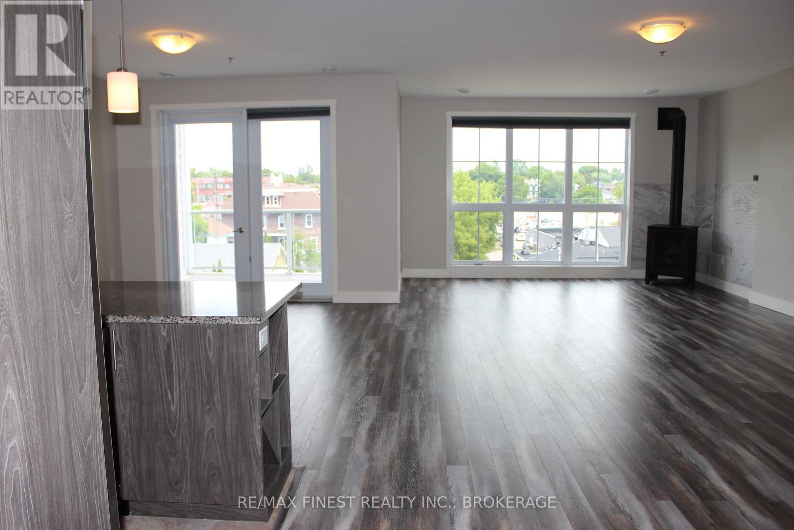 316 - 130 WATER STREET