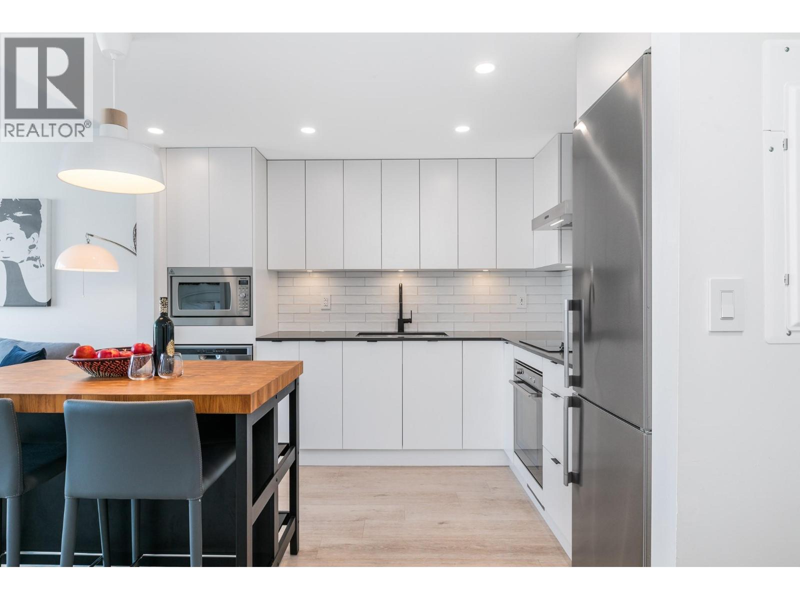 1471 St Paul Street Unit# 1609